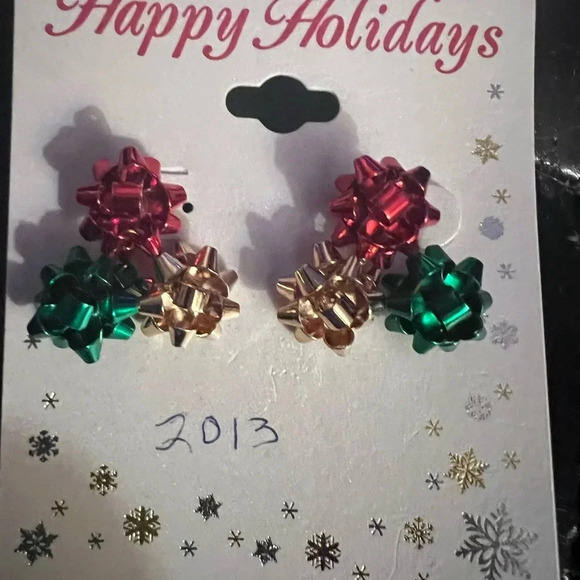 Festive Holiday Bow Earrings Set ( 2 earrings) 1 inch - Picture 1 of 3